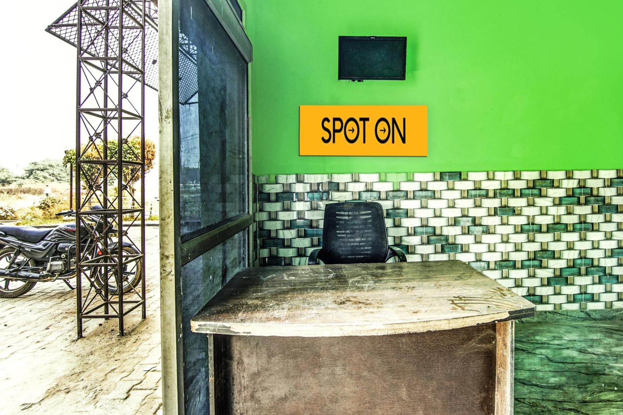 Hotel O Milan Garden Hotel And Restaurant Jhajhar Exterior photo